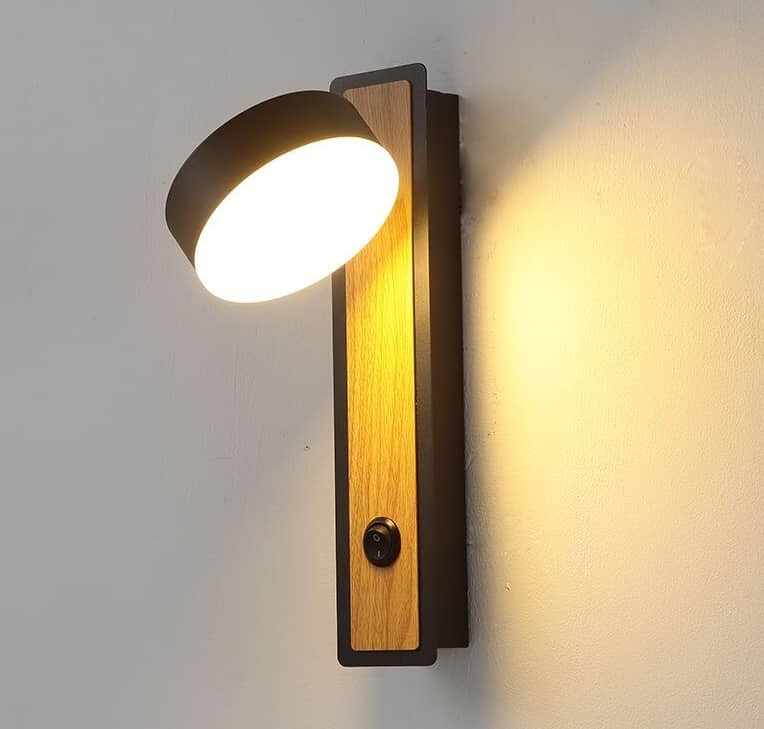 Wall lamp
